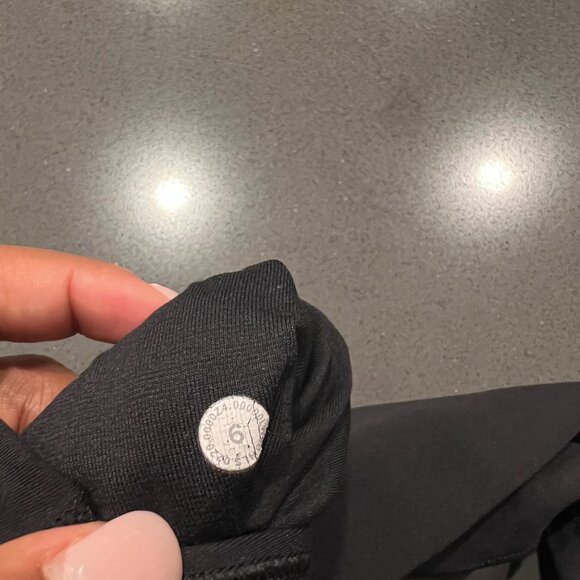 lululemon Align™ High-Rise Crop 23" Black Size 6 - Picture 7 of 7